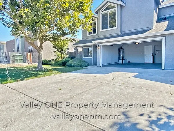 1180 E Monte Vista Ave — Photo 29
