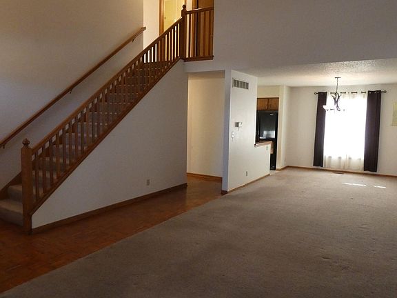 3rd image of 6337 N Frostwood Pkwy