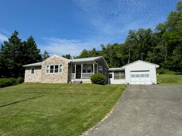302 Chestnut St, New Florence, PA 15944