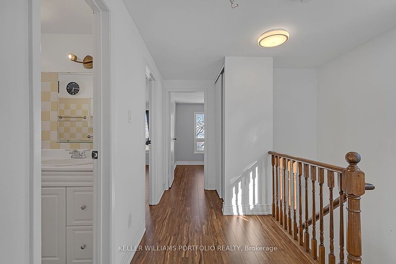 Ajax House for rent - 5 Bedrooms — photo 17
