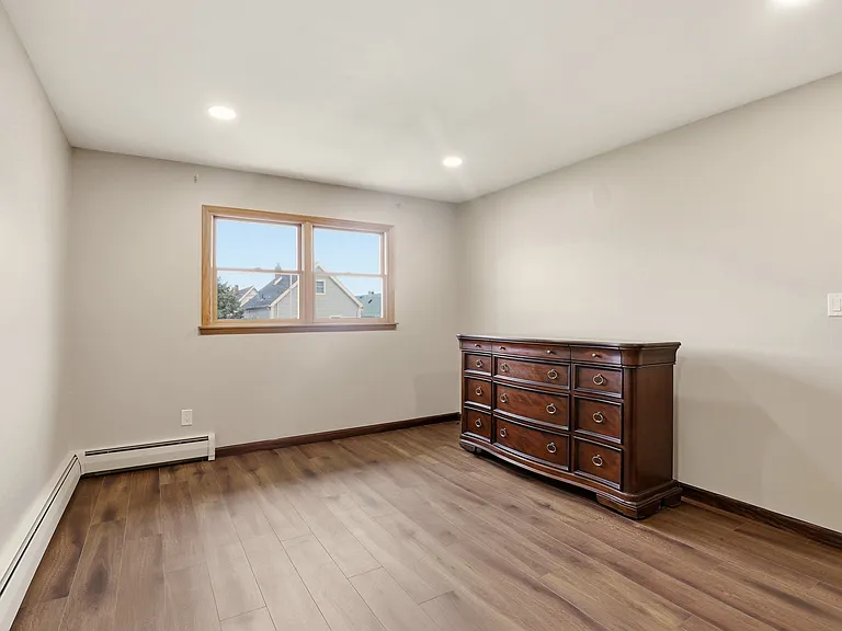 70 Wood St #1-2 — Photo 14