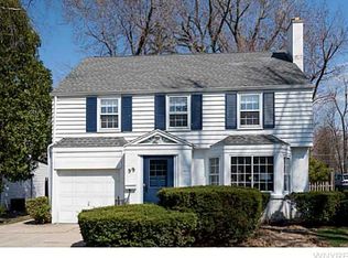99 Sargent Dr, Amherst, NY 14226
