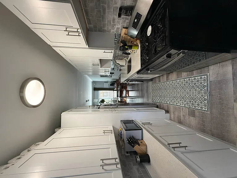 730 W Roscoe St #1S — Photo 5