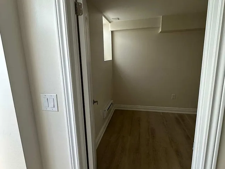 170 Gillespie Dr #LOWER — Photo 17