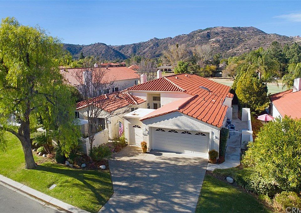 1st image of 38189 Greywalls Dr