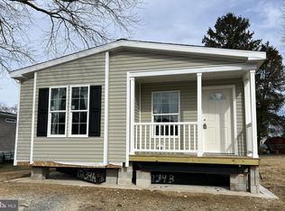 11 McKinley Dr, Millville, NJ 08332
