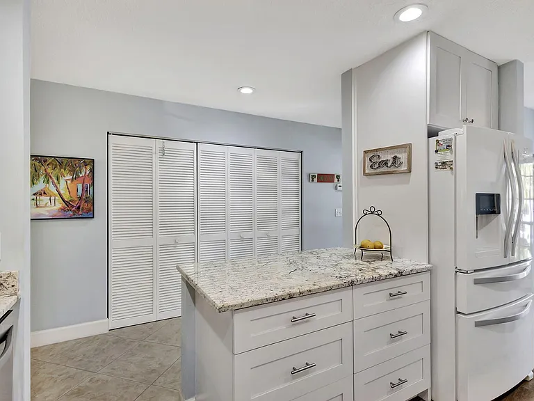 716 Ocean Dunes Cir — Photo 18
