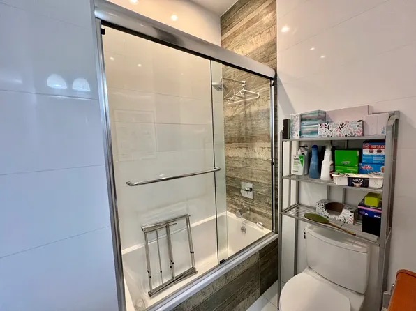 22 Mac Donough Street image 12 of 17