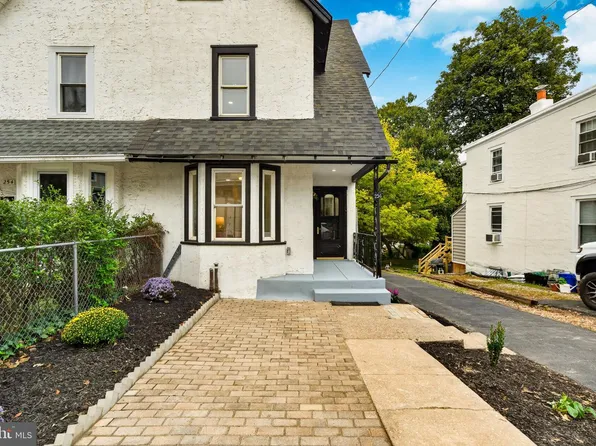 256 N Aberdeen Ave, Wayne, PA 19087