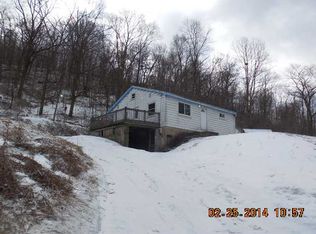 2575 Savannah Rd, New Castle, PA 16101