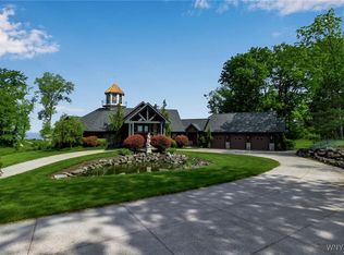 1567 Lake Rd, Youngstown, NY 14174