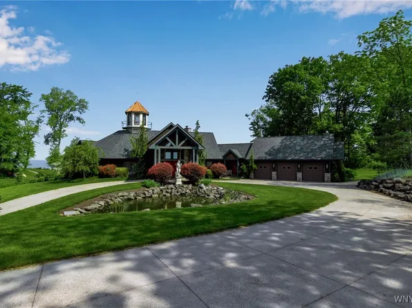 1567 Lake Rd, Youngstown, NY 14174