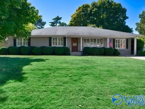 1302 Cleermont Dr SE, Huntsville, AL 35801