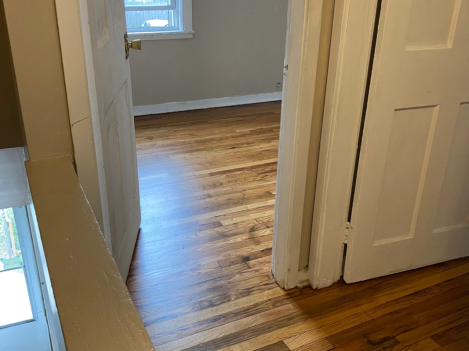 3 bed, 1200 sqft, $1,650 — Photo 3