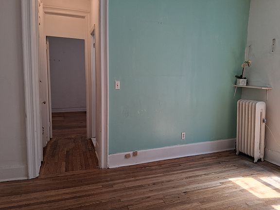 4th image of 834 Riverside Dr APT 3E
