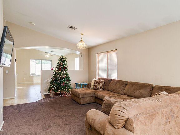 4th image of 10562 W Crimson Ln