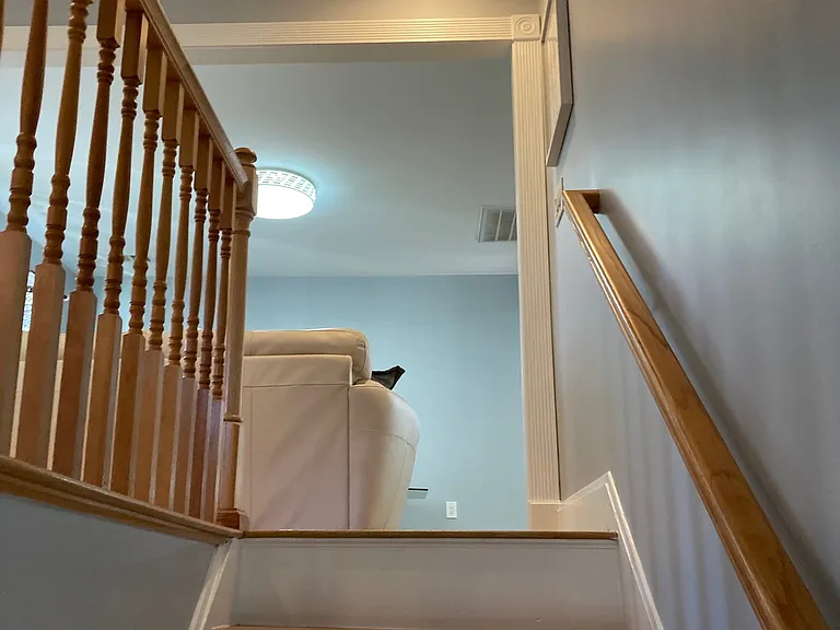 16 Aberdeen Ave #16 — Photo 8