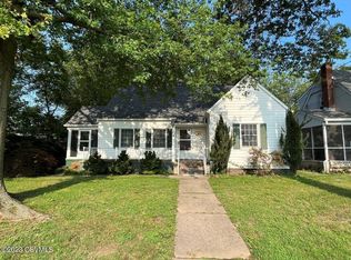 54 N Broad St, Selinsgrove, PA 17870