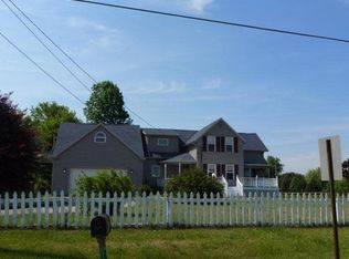 1689 W Rauch Rd, Temperance, MI 48182