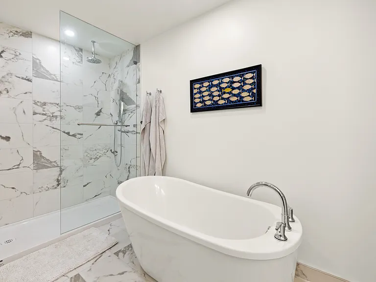 1628 Store St #308 — Photo 23