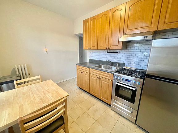 5th image of 22-26 36th St #2F