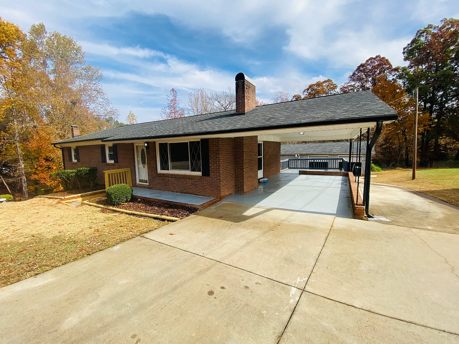 4 bed, 2392 sqft, $2,150 — Photo 4
