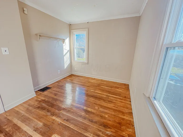 2630 Homecroft Dr — Photo 6