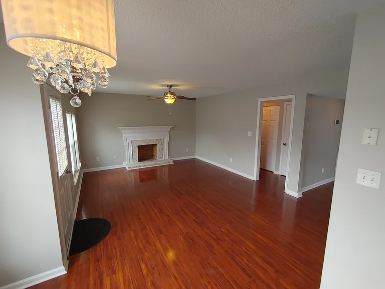 1901 Misty Vale Rd — Photo 17