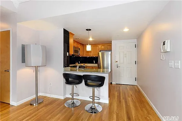 Sold by Prime Realty | media 20