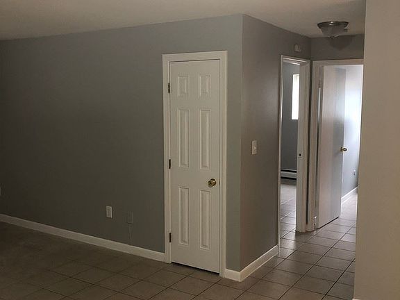 4th image of 530 Willard St APT 101