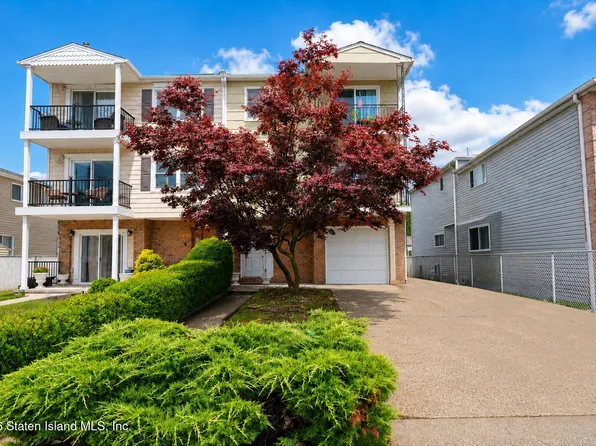 3295 Victory Blvd, Staten Island, NY 10314