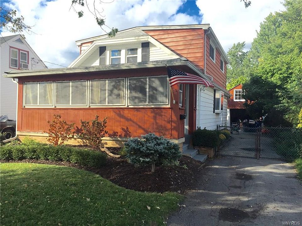 1st image of 53 Woodcrest Dr