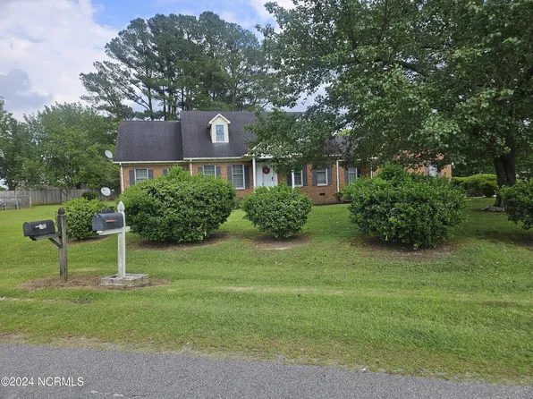 101 Hilly Circle, Plymouth, NC 27962