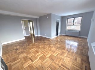 194-02 64th Cir #B, Fresh Meadows, NY 11365