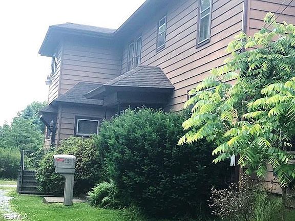 2nd image of 851 Eastland Ave