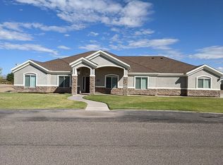 3592 W Riverwalk Ln, Thatcher, AZ 85552