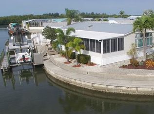 2940 Skipper Ln, Saint James City, FL 33956
