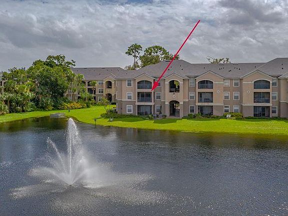 2nd image of 940 Village Trl Unit 4-208