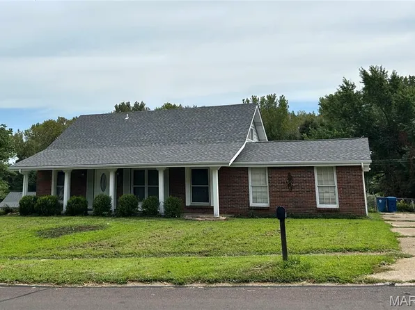 4982 Bristol Rock Rd, Florissant, MO 63033