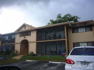 18755 NW 62nd Ave APT 202, Hialeah, FL 33015