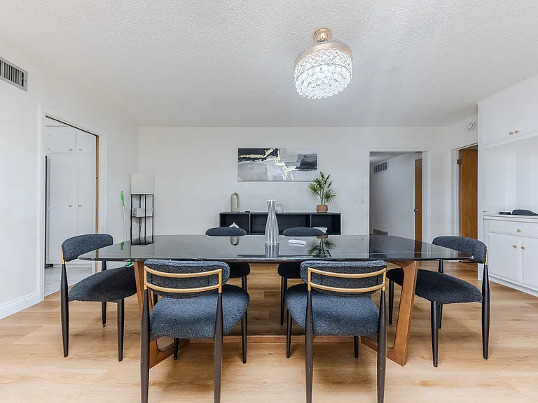 518 E La Sierra Dr — Photo 13
