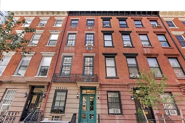 Rented by Corcoran | media 19