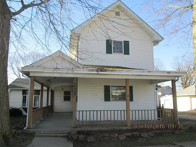227 W Taylor St photo 1