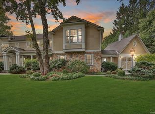 31 Sunrise Dr, Armonk, NY