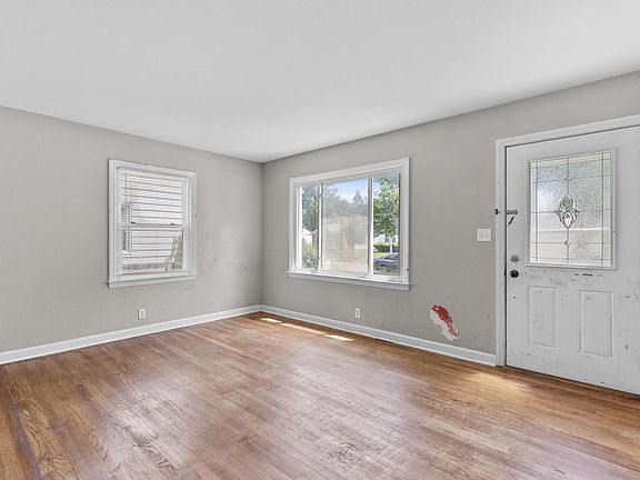 3rd image of 5675 N 58th STREET