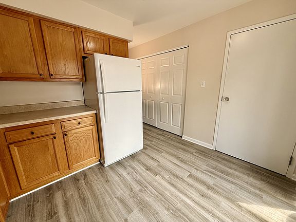 2nd image of 407 Beaver St Unit 3