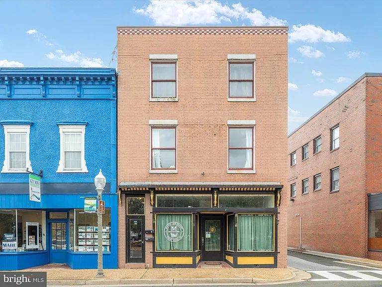 401 E Main St #A — Photo 22