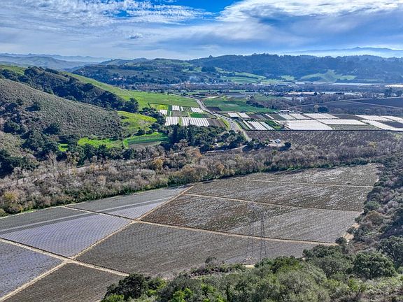 5th image of Murphy Rd