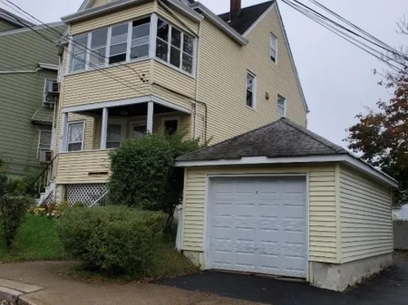 82 N 12th St, Prospect Park, NJ 07508