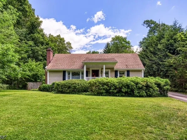 28 Saw Mill Rd, Warren Twp., NJ 07059